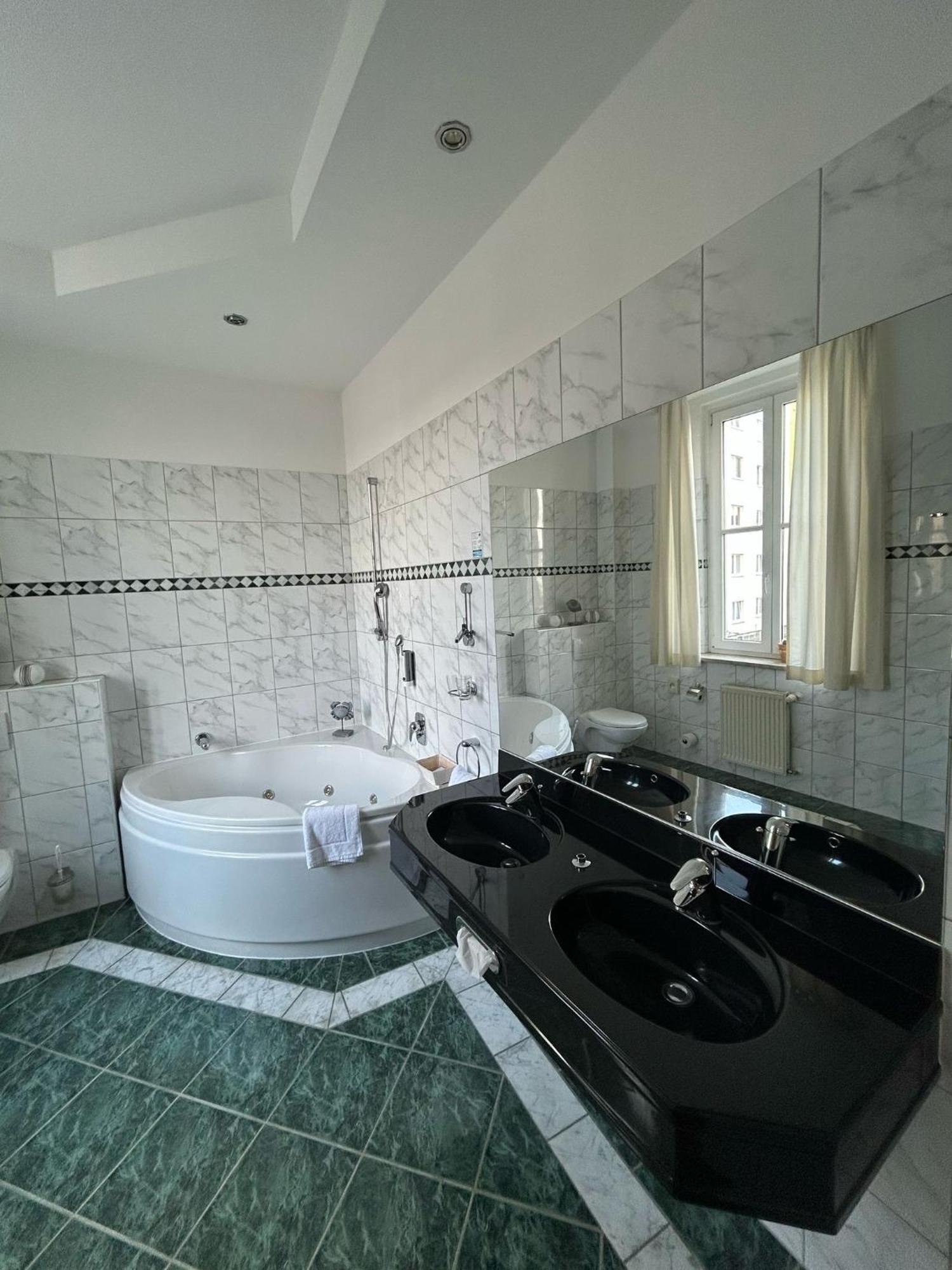 Hotel Uckermark برنتسلاو المظهر الخارجي الصورة